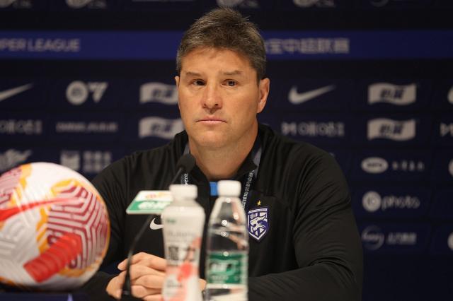 官方平台-里卡多：在凤凰山拿1分非易事 任航限制费利佩发挥